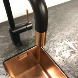 NIVITO  Matte Black/Copper Pullout Mixer RHYTHM BISTRO EX